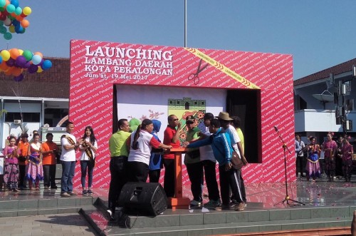 Warga Pekalongan Sambut Sukacita Launching Logo