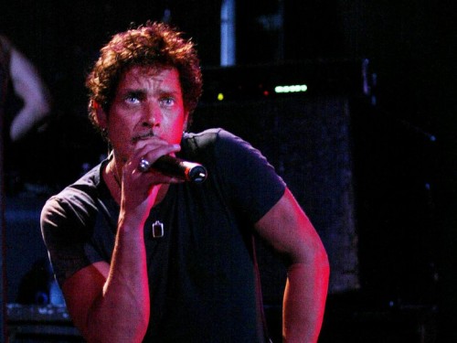 Tim Medis Pastikan Chris Cornell Meninggal Gantung Diri