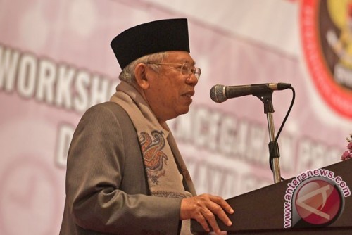 KH Ma`ruf Amin Dikukuhkan jadi Guru Besar Ekonomi Syariah