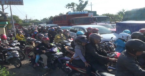 Pemasangan Grider, Jalur Pantura Batang Macet
