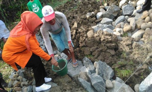 Sepuluh Rumah Mulai Dibangun Pada Lahan Relokasi