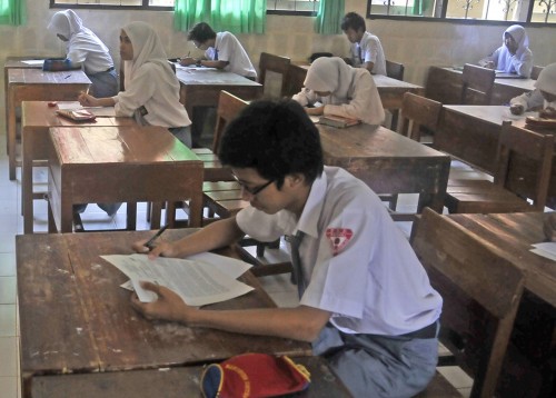 Kuota Bangku Sekolah Ditambah 10 Persen