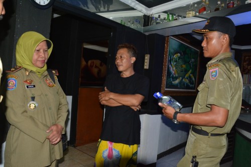Pengelola Tempat Hiburan di Batang Taati Aturan